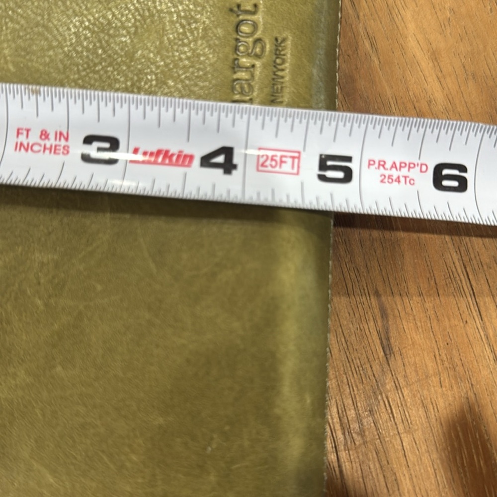 NWT Margot New York Olive Green Leather Wallet - Picture 9 of 9
